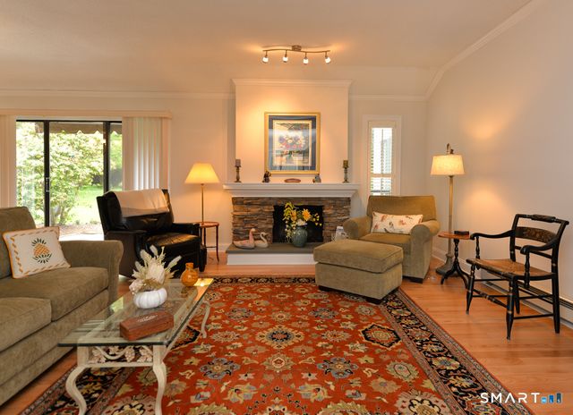648 Heritage Village B, Southbury, CT 06488