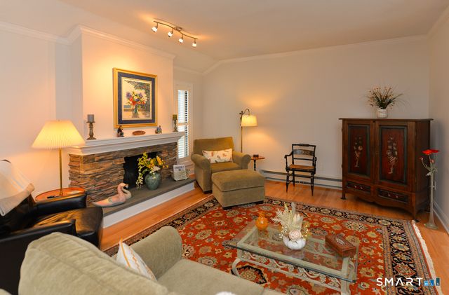648 Heritage Village B, Southbury, CT 06488