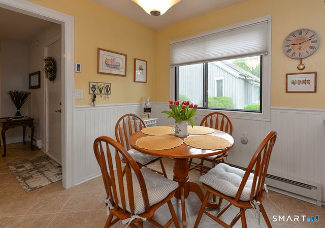 648 Heritage Village B, Southbury, CT 06488