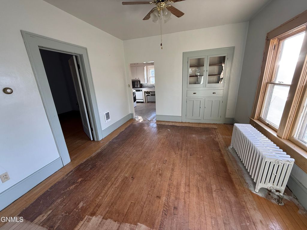 207 Dakota Street N, Elgin, ND 58533 photo 10