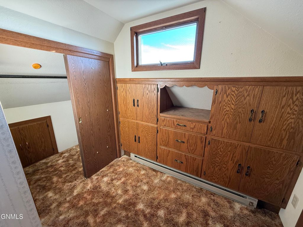 207 Dakota Street N, Elgin, ND 58533 photo 7