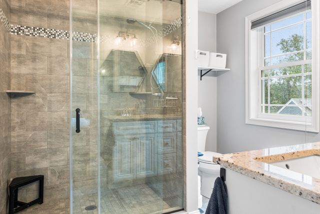10 Stone St 1, Auburn, MA 01527