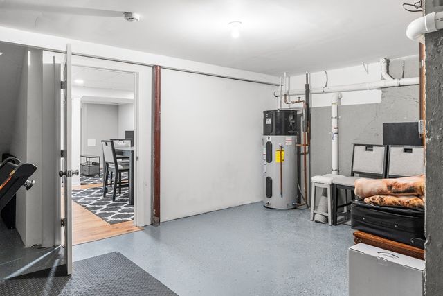 10 Stone St 1, Auburn, MA 01527