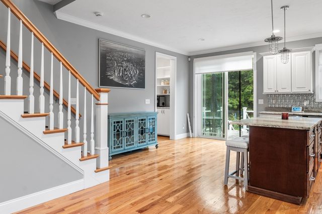 10 Stone St 1, Auburn, MA 01527
