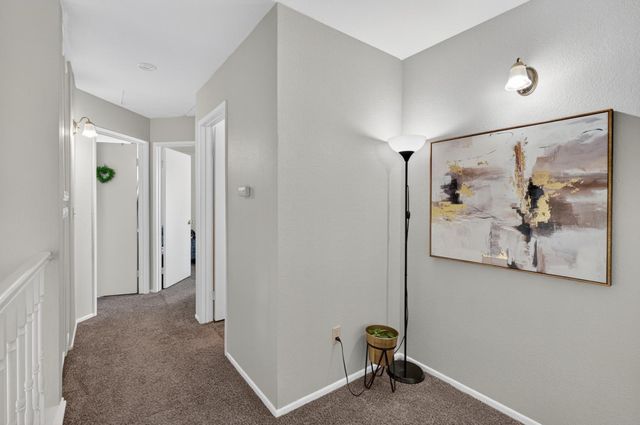 5347 Coral Creek Way, Elk Grove, CA 95758