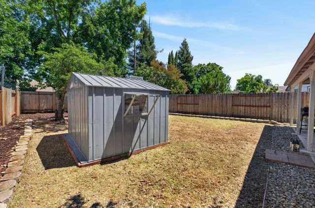 5347 Coral Creek Way, Elk Grove, CA 95758