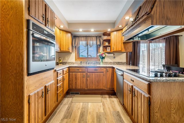 1037 Atkins Road, Geneva, OH 44041