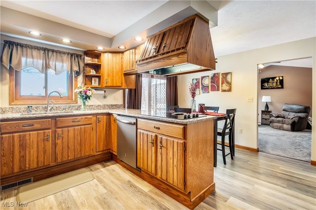 1037 Atkins Road, Geneva, OH 44041