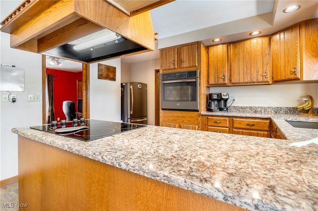 1037 Atkins Road, Geneva, OH 44041