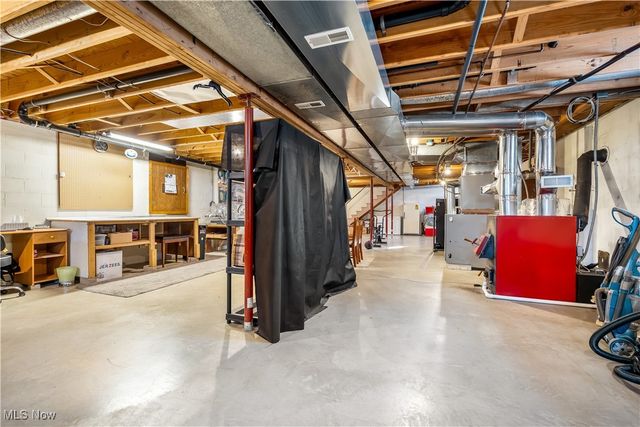 1037 Atkins Road, Geneva, OH 44041