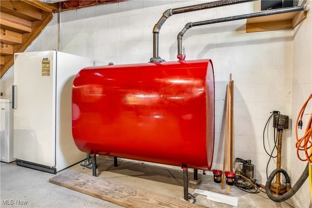 1037 Atkins Road, Geneva, OH 44041