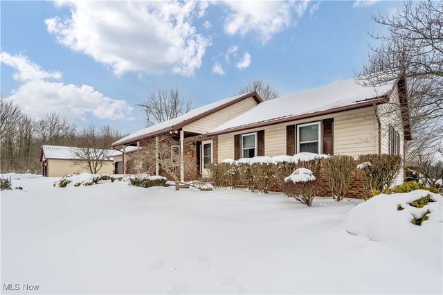 1037 Atkins Road, Geneva, OH 44041