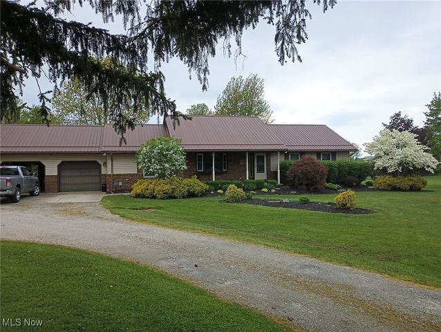 1037 Atkins Road, Geneva, OH 44041