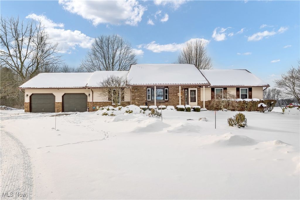 1037 Atkins Road, Geneva, OH 44041