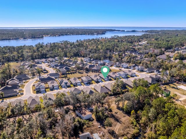 216 Beaver Trail Drive, Freeport, FL 32439