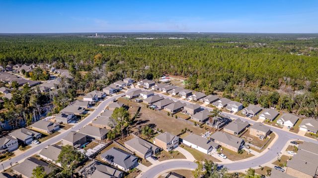 216 Beaver Trail Drive, Freeport, FL 32439