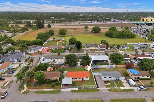 2831 NW 212th St, Miami Gardens, FL 33056