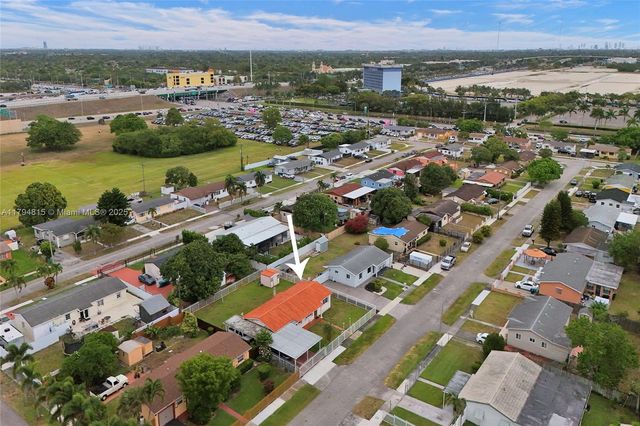 2831 NW 212th St, Miami Gardens, FL 33056