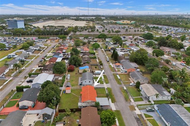 2831 NW 212th St, Miami Gardens, FL 33056