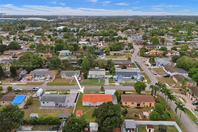 2831 NW 212th St, Miami Gardens, FL 33056
