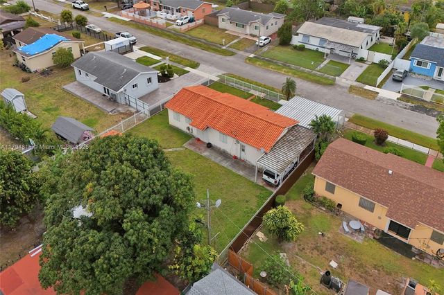 2831 NW 212th St, Miami Gardens, FL 33056