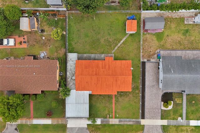 2831 NW 212th St, Miami Gardens, FL 33056