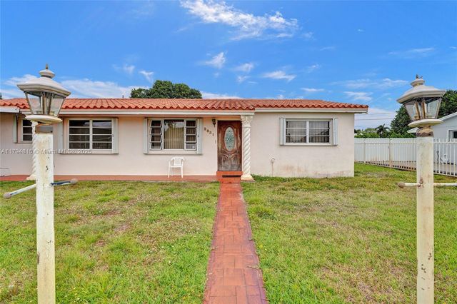 2831 NW 212th St, Miami Gardens, FL 33056