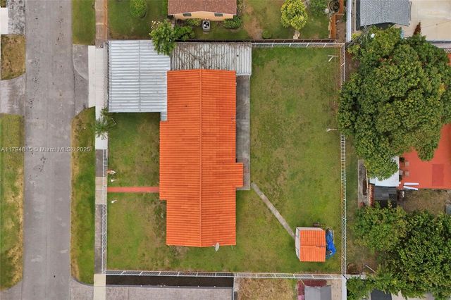 2831 NW 212th St, Miami Gardens, FL 33056