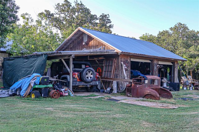 368 Lytton LN, Dale, TX 78616