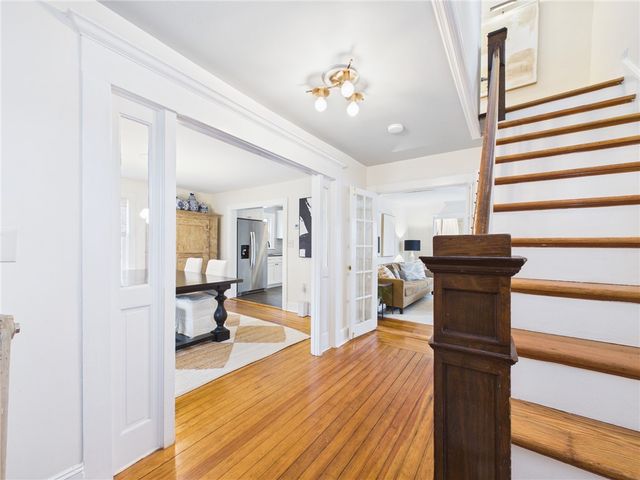 28 Myrtle Avenue, Warwick, RI 02886