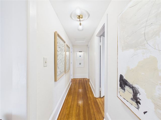 28 Myrtle Avenue, Warwick, RI 02886