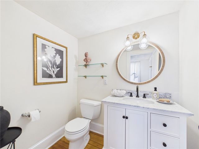 28 Myrtle Avenue, Warwick, RI 02886