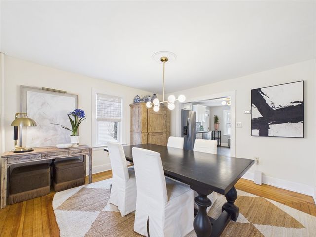 28 Myrtle Avenue, Warwick, RI 02886