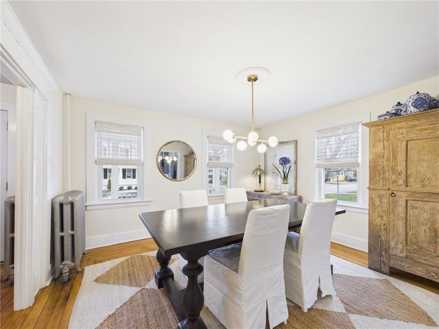 28 Myrtle Avenue, Warwick, RI 02886