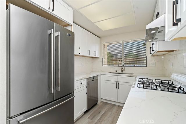 622 S Santa Fe 6, Hemet, CA 92543