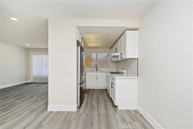 622 S Santa Fe 6, Hemet, CA 92543