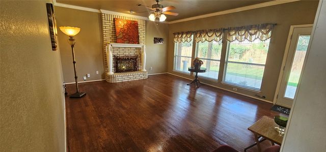 5632 Centeridge Drive, Dallas, TX 75249