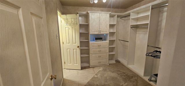 5632 Centeridge Drive, Dallas, TX 75249