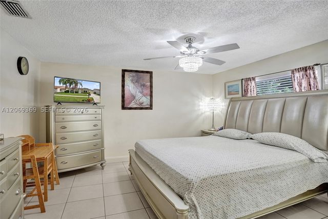 5451 Chicory Ln, Lake Worth, FL 33463
