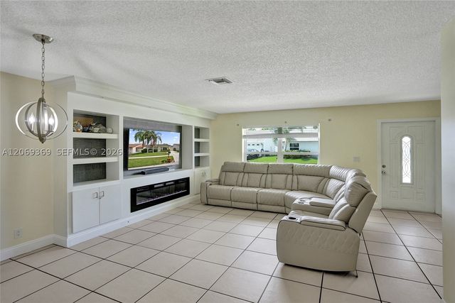 5451 Chicory Ln, Lake Worth, FL 33463