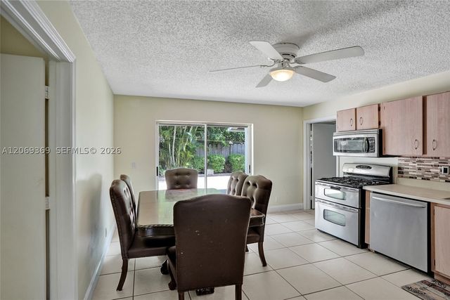 5451 Chicory Ln, Lake Worth, FL 33463