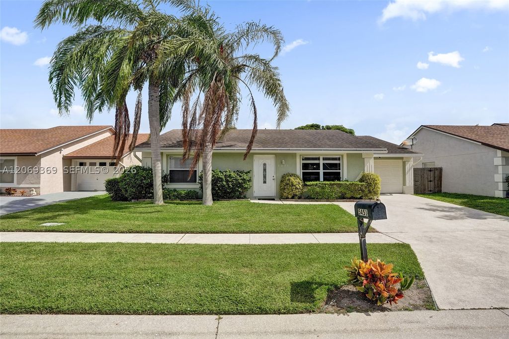 5451 Chicory Ln, Lake Worth, FL 33463