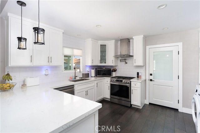 17523 S Catalina Avenue, Gardena, CA 90248