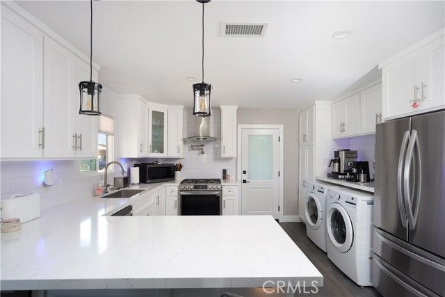 17523 S Catalina Avenue, Gardena, CA 90248