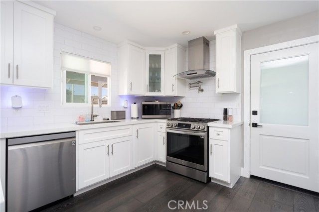 17523 S Catalina Avenue, Gardena, CA 90248