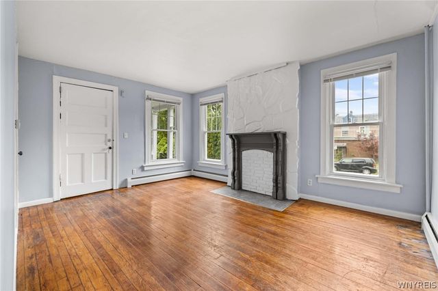 619 Elmwood Apt 2 Avenue, Buffalo, NY 14222