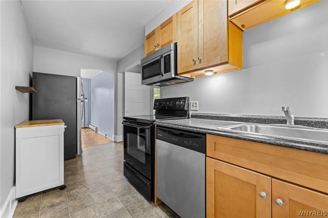 619 Elmwood Apt 2 Avenue, Buffalo, NY 14222