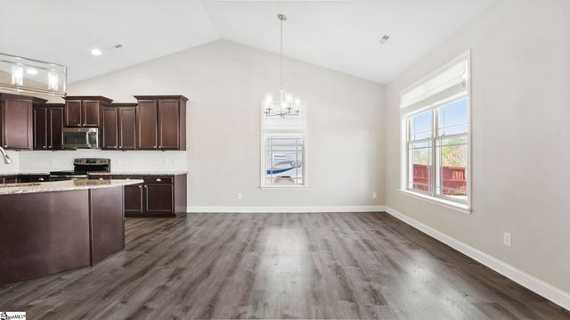 38 Rising Meadow Lane, Taylors, SC 29687