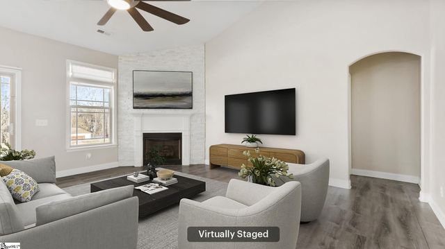 38 Rising Meadow Lane, Taylors, SC 29687