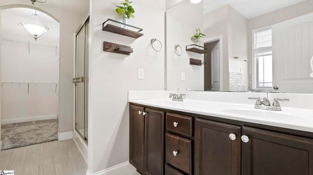 38 Rising Meadow Lane, Taylors, SC 29687